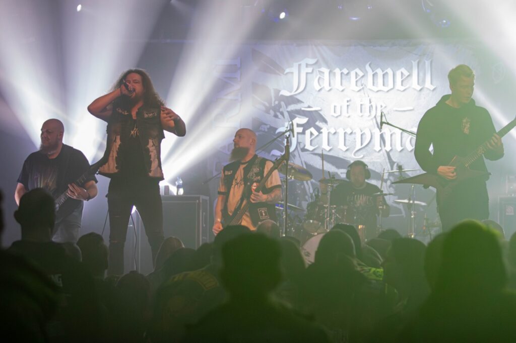 Groß (Charons_Decay-16032024-12)